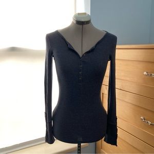 Hollister Y2K Fitted Ribbed Long Sleeve Tee, Navy, Size XS